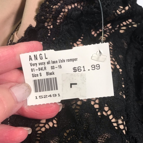 Very Sexy Black Lace Romper - Picture 4 of 8